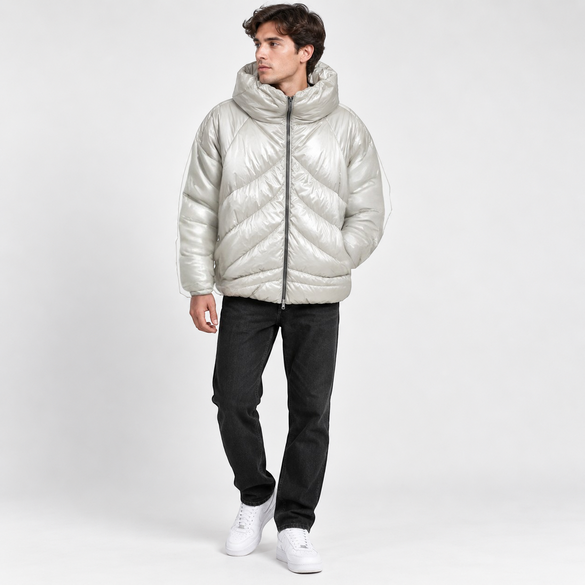 Geospirit Silver Kalypsο U Genuine Down Puffer Jacket – IT 52 shown on a model.