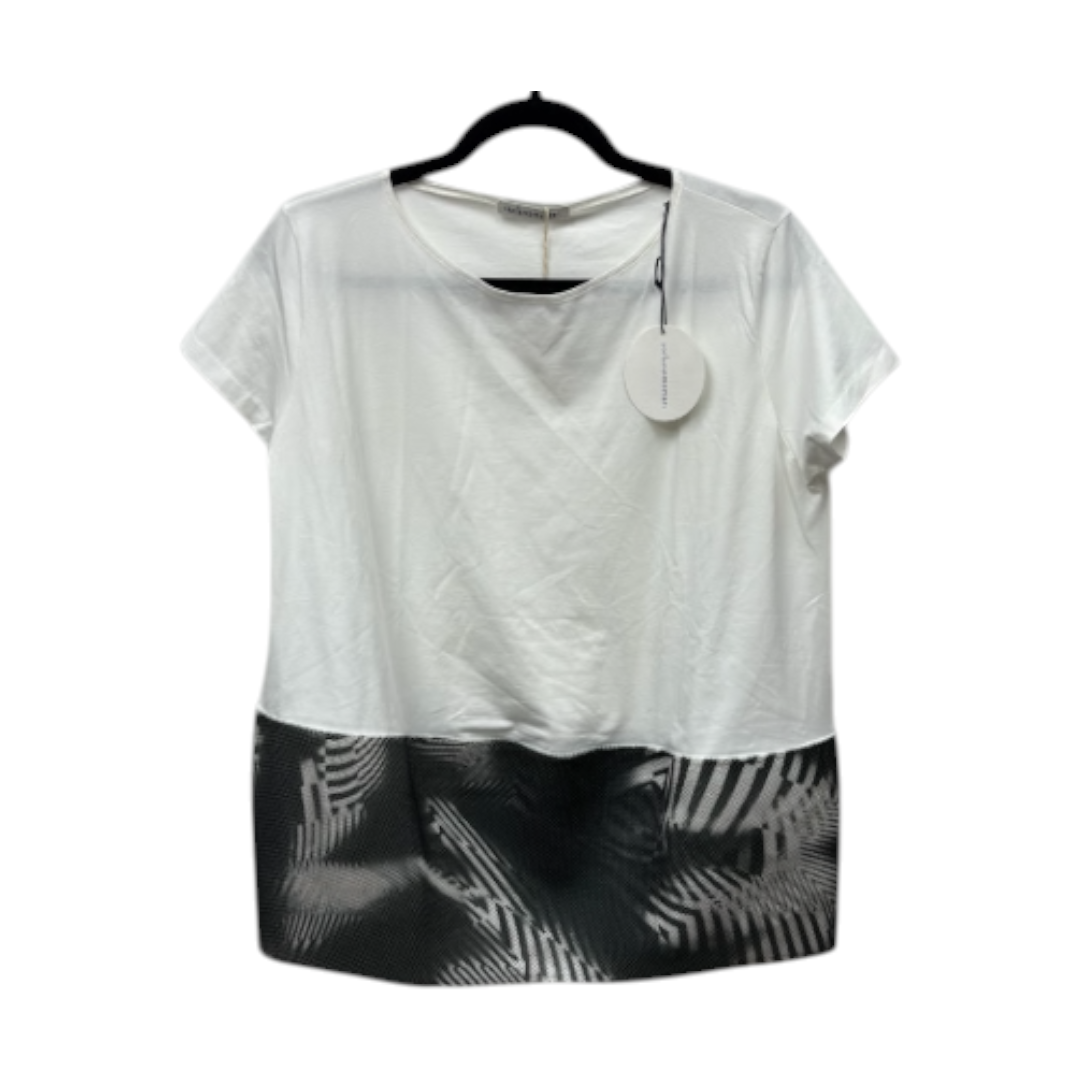 Front view — Stefano Mortari White Contrast-Panel Top – IT42.