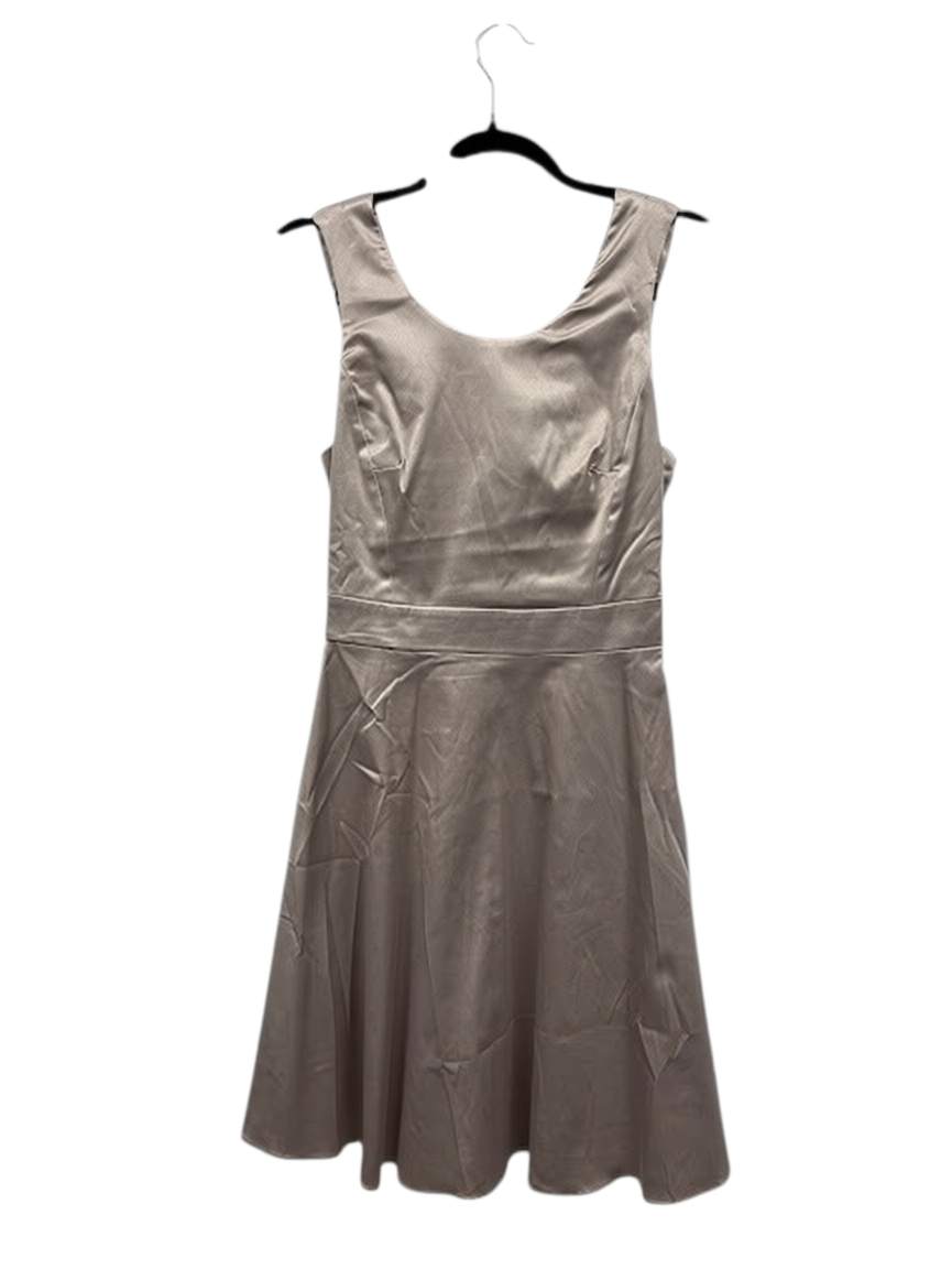 Biancoghiaccio Silvery Gold Bow-Back Fit-and-Flare Dress IT 40 — photograph 3