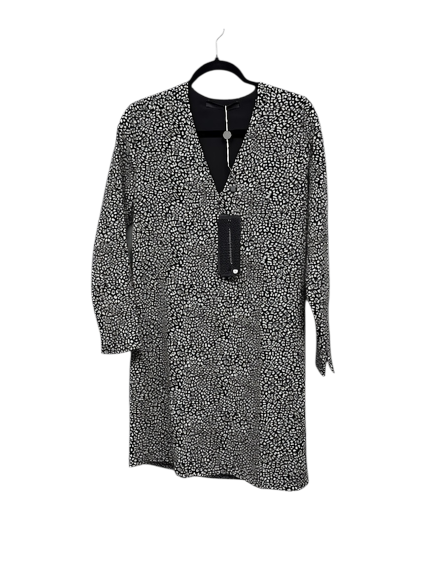Messagerie Black & White Abstract Print Long Sleeve V-Neck Dress - M – product image 3