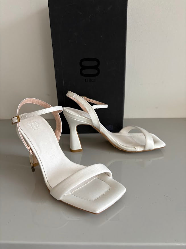 8 by YOOX Bianco Ottico Square-Toe Heeled Sandals – EU 38