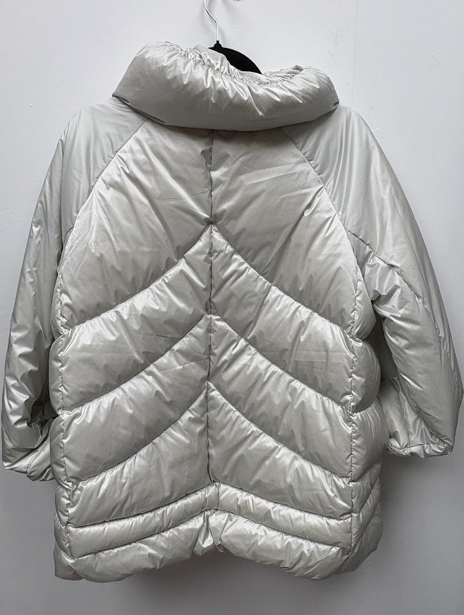 Back view — Geospirit Silver Kalypsο U Genuine Down Puffer Jacket – IT 52.