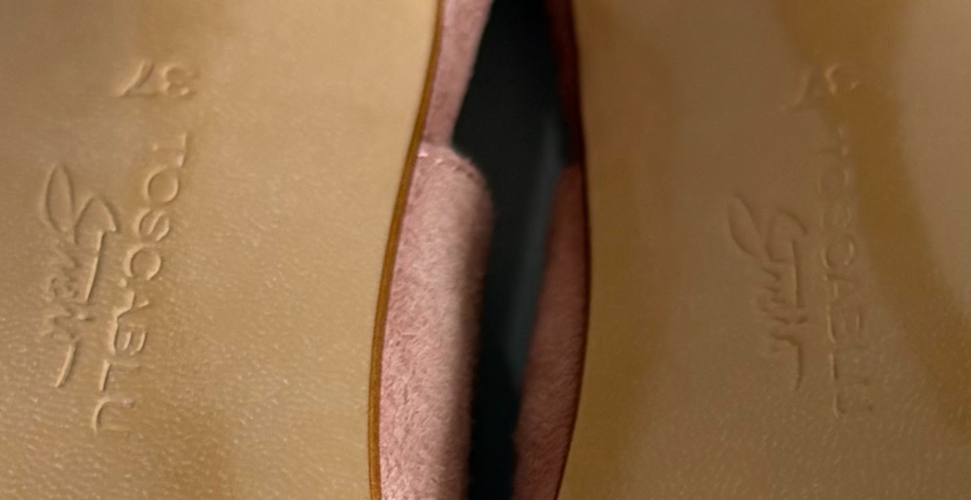 Tosca Blu Giada Malva Slingback Pointed-Toe Heels with Round Pink Detail – EU 37