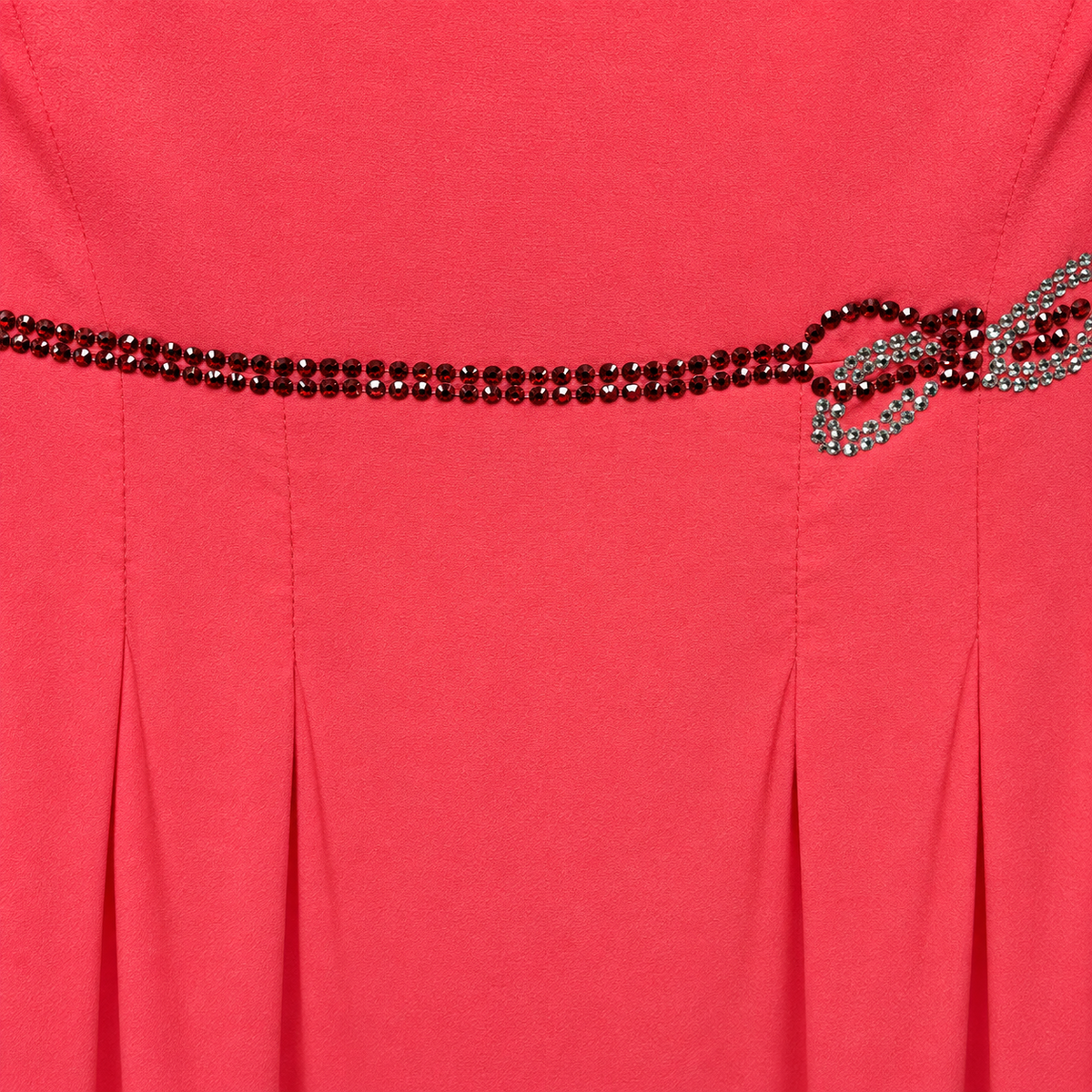 Design detail close-up — VDP Collection Pink Calf-Length Dress with Lace Trim & Embellished Belt – Size 42.
