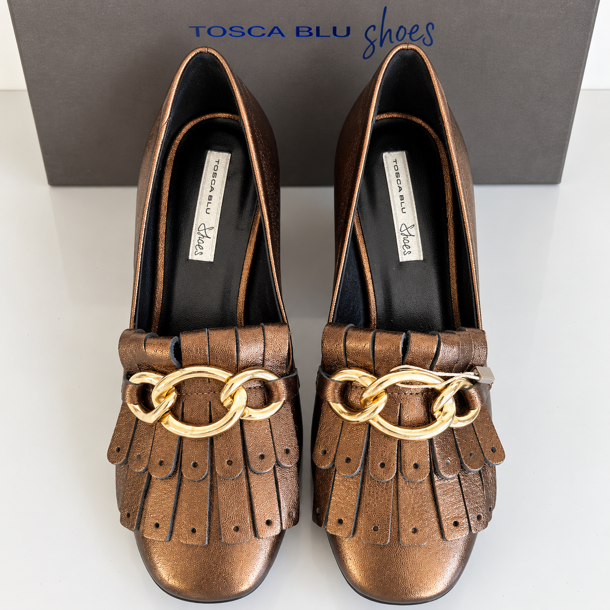 Pair with original box — Tosca Blu Antique Gold Fringed Chain-Detail Block-Heeled Shoes – EU 40.
