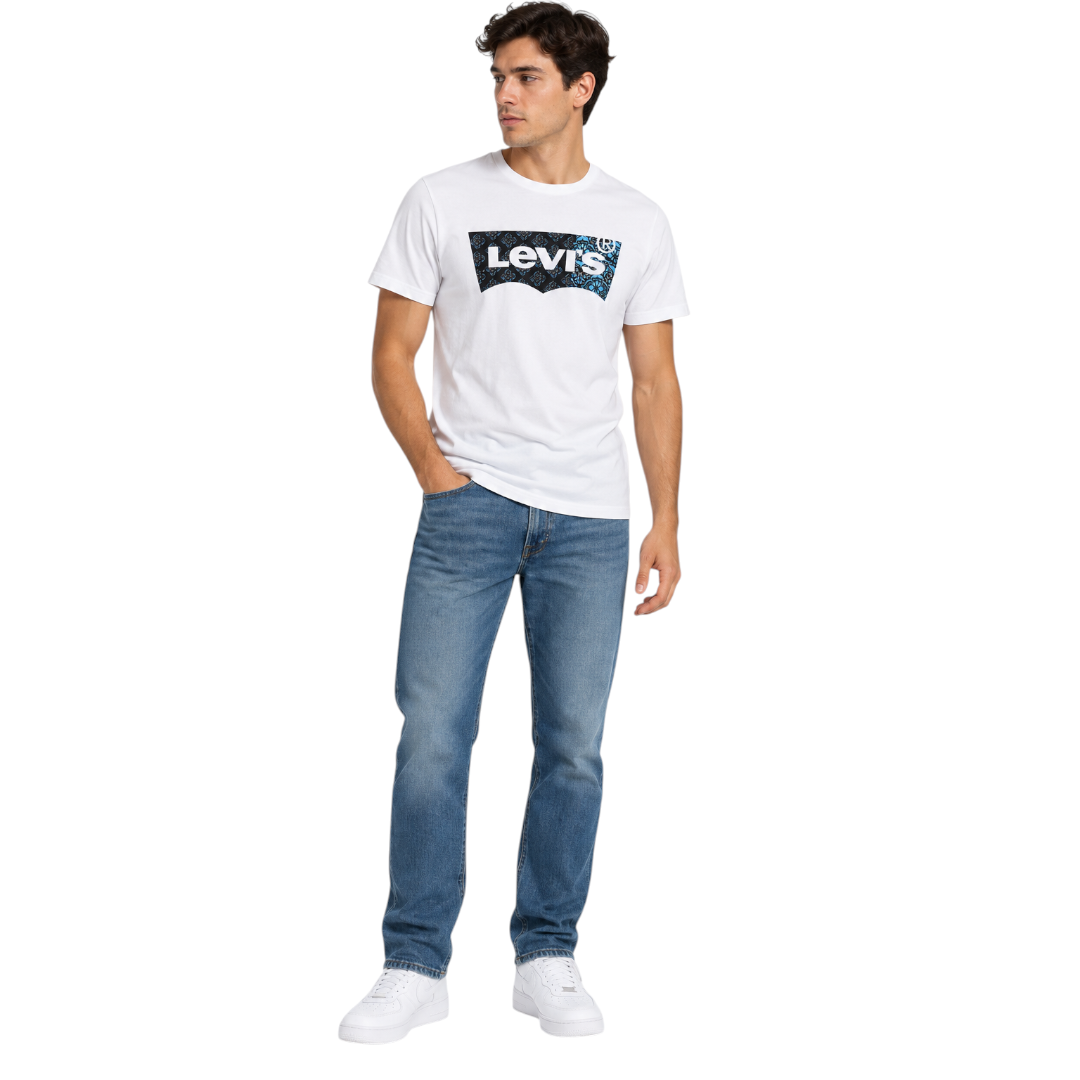 Levi's White Vintage Batwing Graphic Slim Fit T-Shirt – L shown on a model.