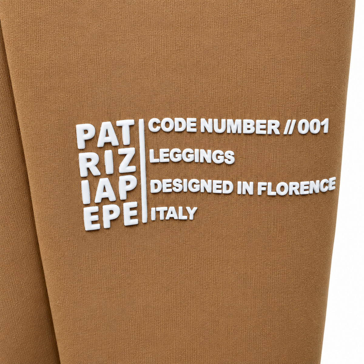 Design detail close-up — Patrizia Pepe Cookie Beige Leggings with Ankle Splits – II.
