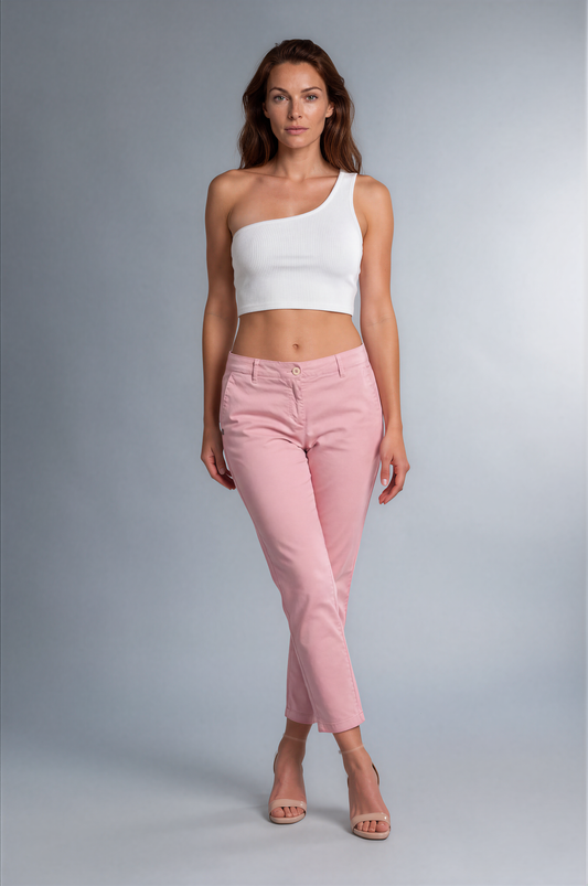 White Sand Pink Audrei Cropped Trousers – Size 42 shown on a model.